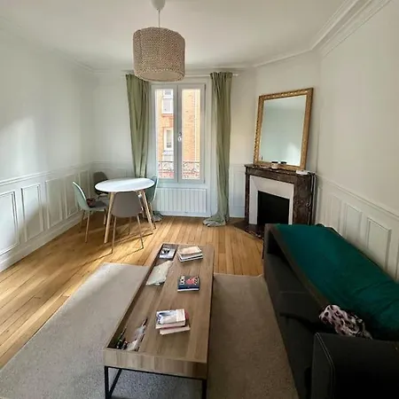 Spacieux Calme 40m 2 Apartment *